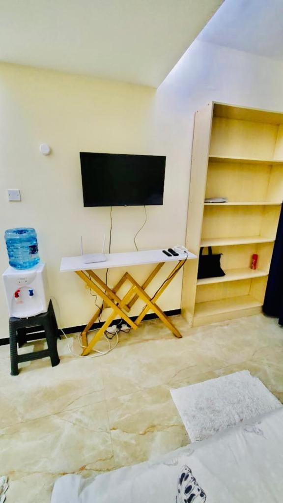 Fabulous Homes In Kilimani With Amazing Breathtaking, Swimming Pool, Ample Parkin, Children Playground And Amazing Scenic Views Apartamento *