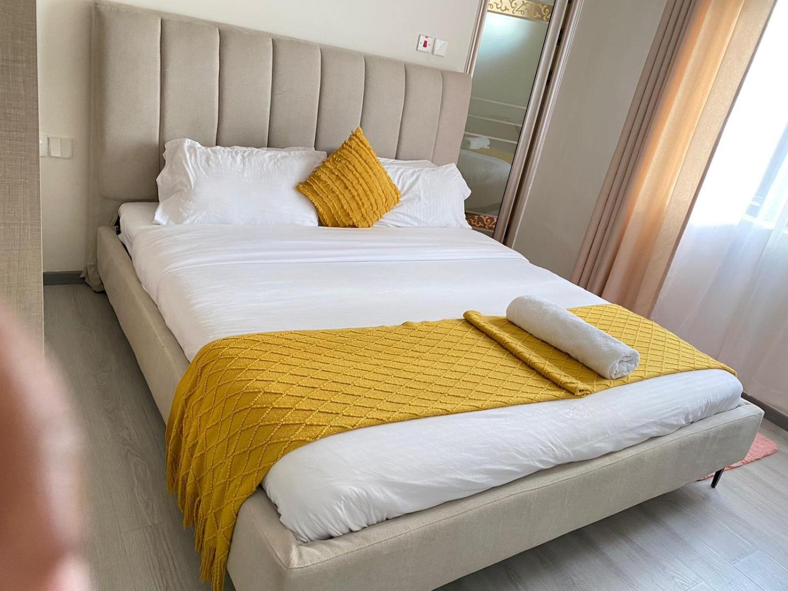 Supreme Luxury Living Three Bedroom With Breathtaking Amazing Views Gym Swimming Pool Fully Equipped Gym Children Playground And Ample Parking Space And Proximity To Major Shopping Malls And Gourmet Restaurants Apartment