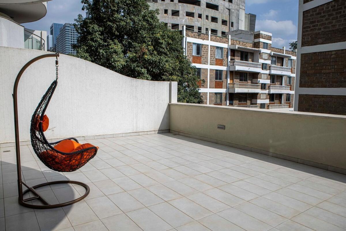Apartment Capital M Emerald Line By Yourhost,
