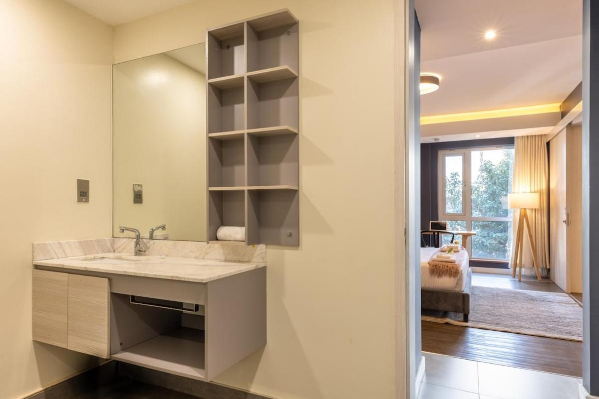 Apartment Capital M Sapphire Line 1 Bed By Yourhost,nairobi