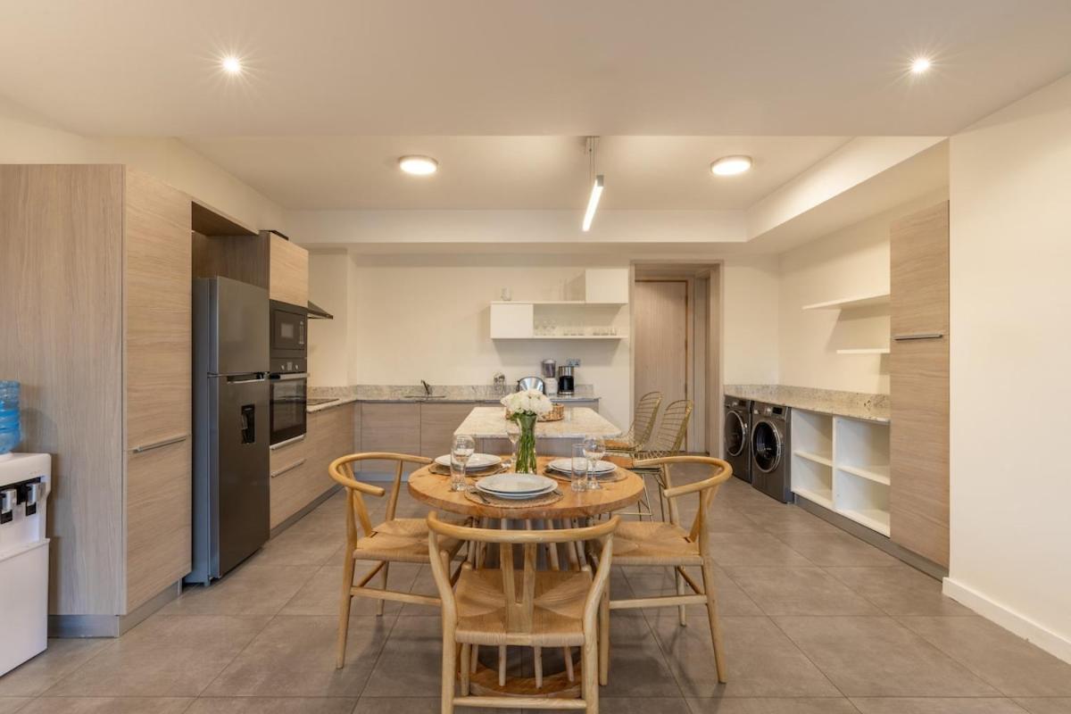 Capital M Sapphire Line 1 Bed By Yourhost,nairobi Apartment
