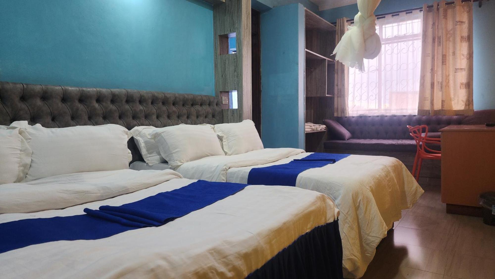 Godown Grill & Lounge * Nairobi