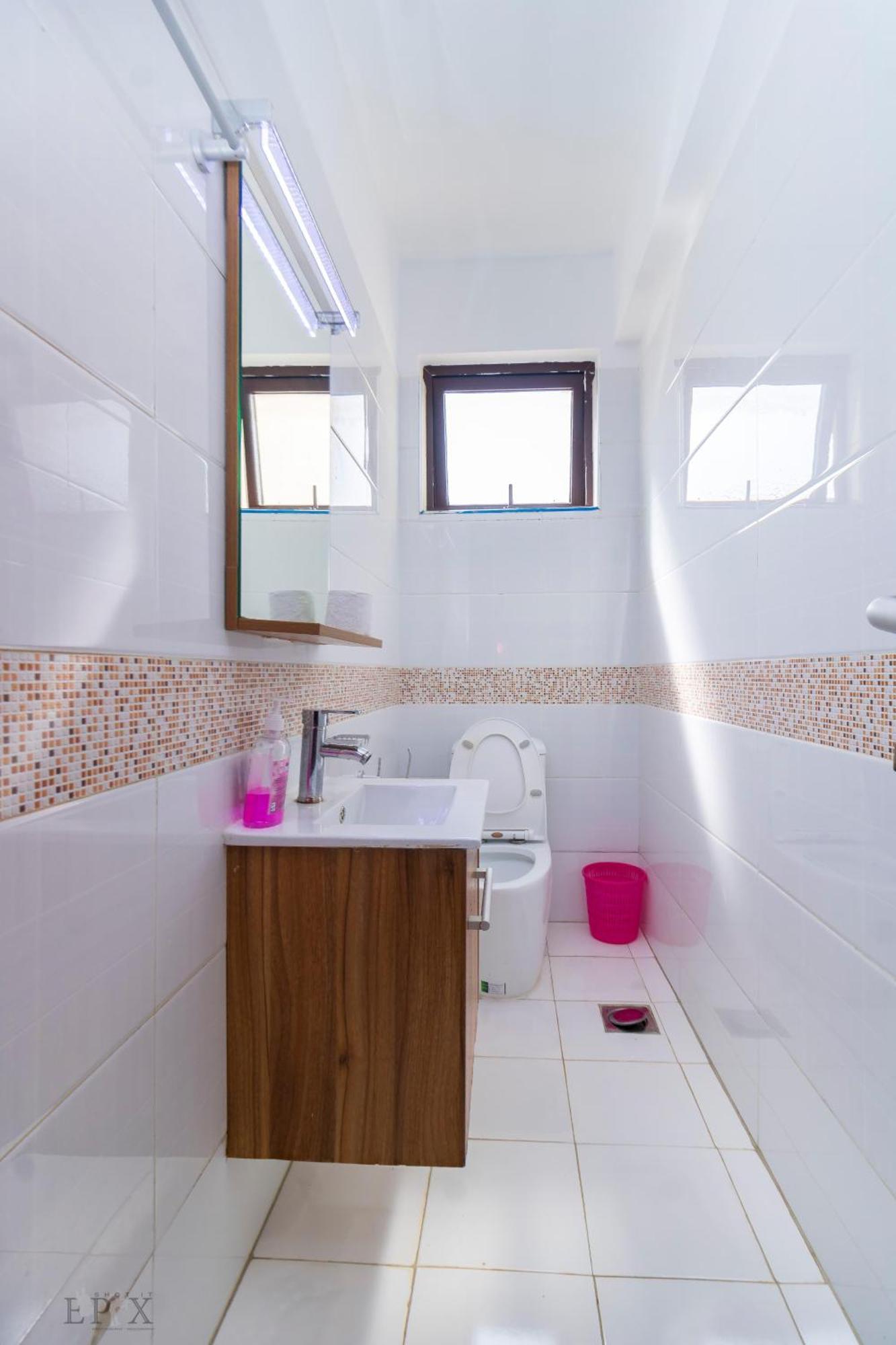 Classy Executive Two Bedroom With Fully Equipped Gym Ample Parking Space Swimming Pool Children Playing Ground And Amazing Scenic Views Apartment