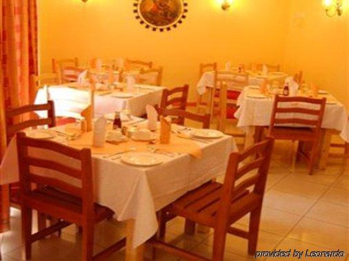 Bed & Breakfast Mvuli House
