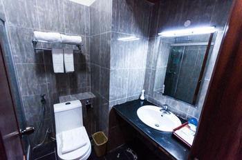 Eastland 4*