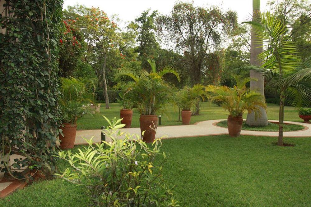 House Of Waine Hotel