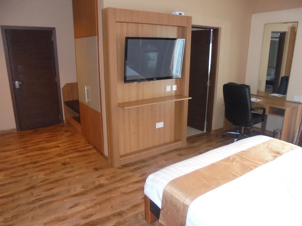 Hotel We And Nairobi