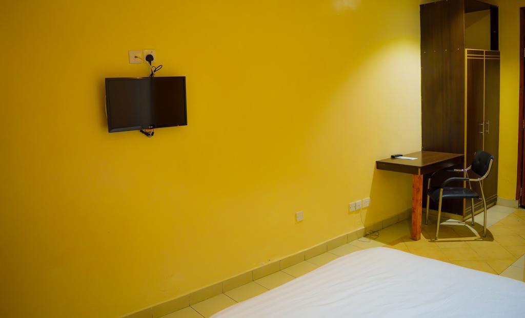 Fourth Parklands Hotel 3*