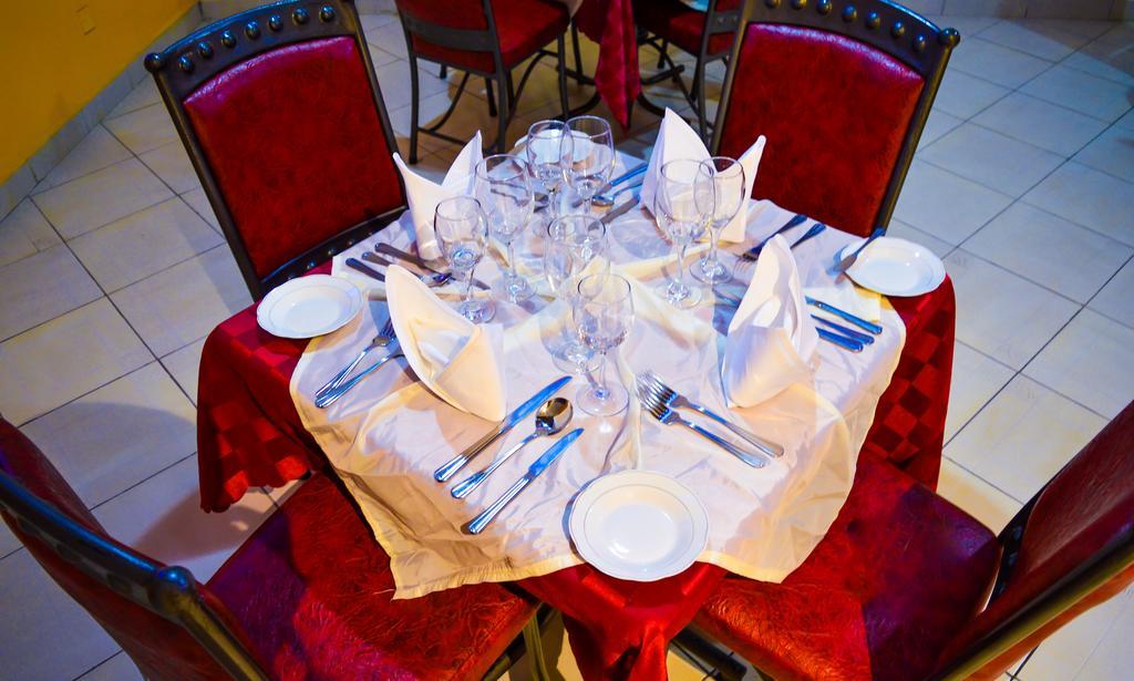 Fourth Parklands Hotel 3*