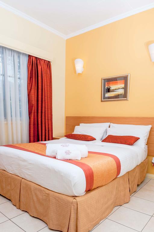 Mvuli House Bed & Breakfast