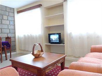 Apartment Wood Avenue Towers *