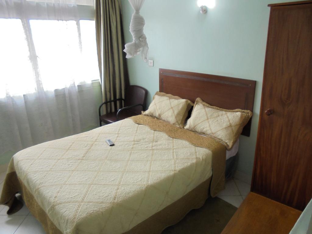 Hotel Karibu