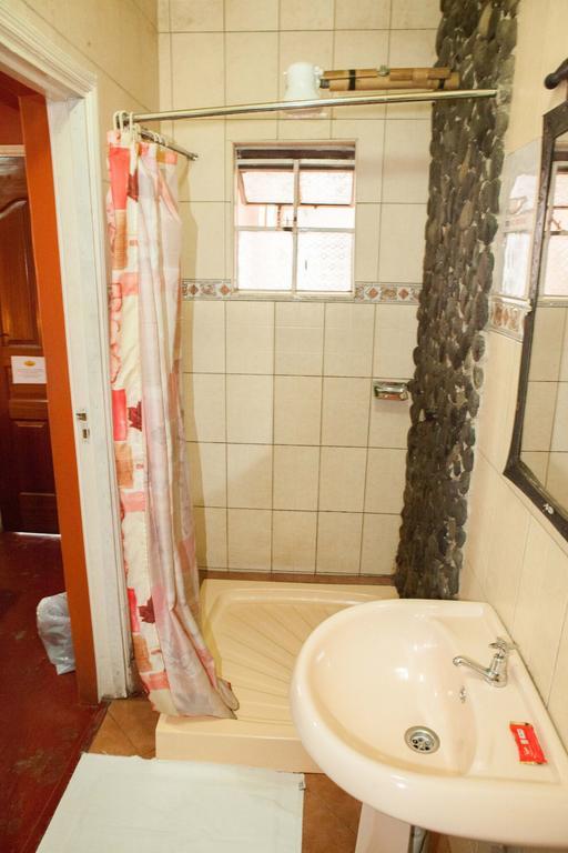 Khweza Bed & Breakfast Nairobi