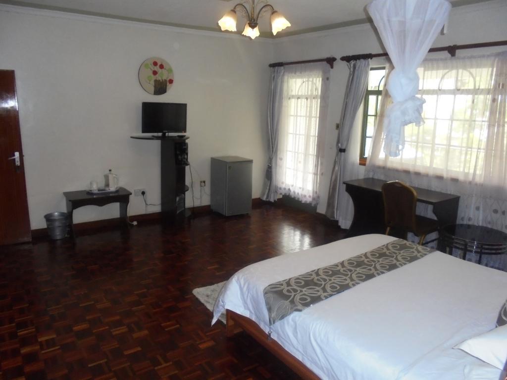 Guest house Shanema Homes *