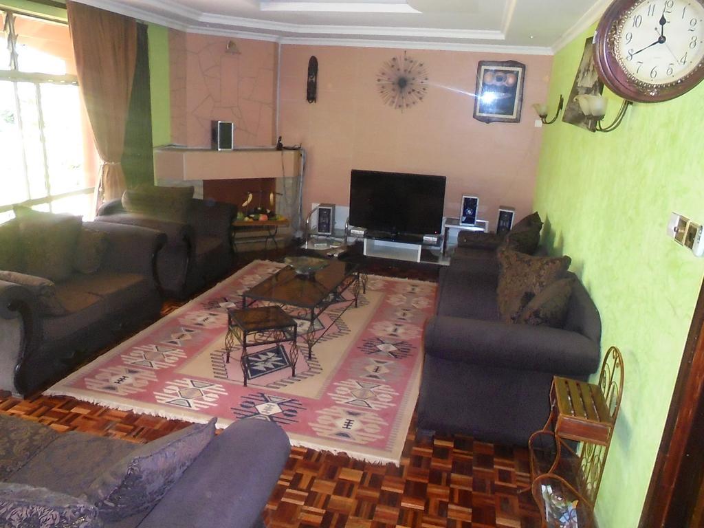 Guest house Shanema Homes *