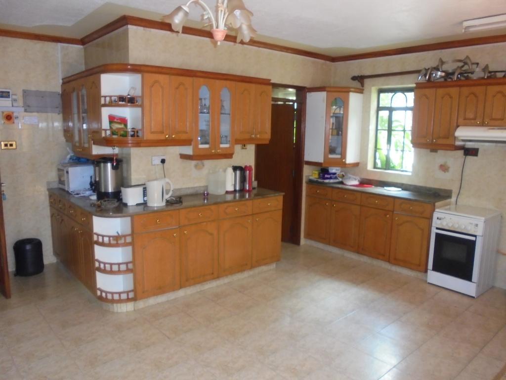 Guest house Shanema Homes