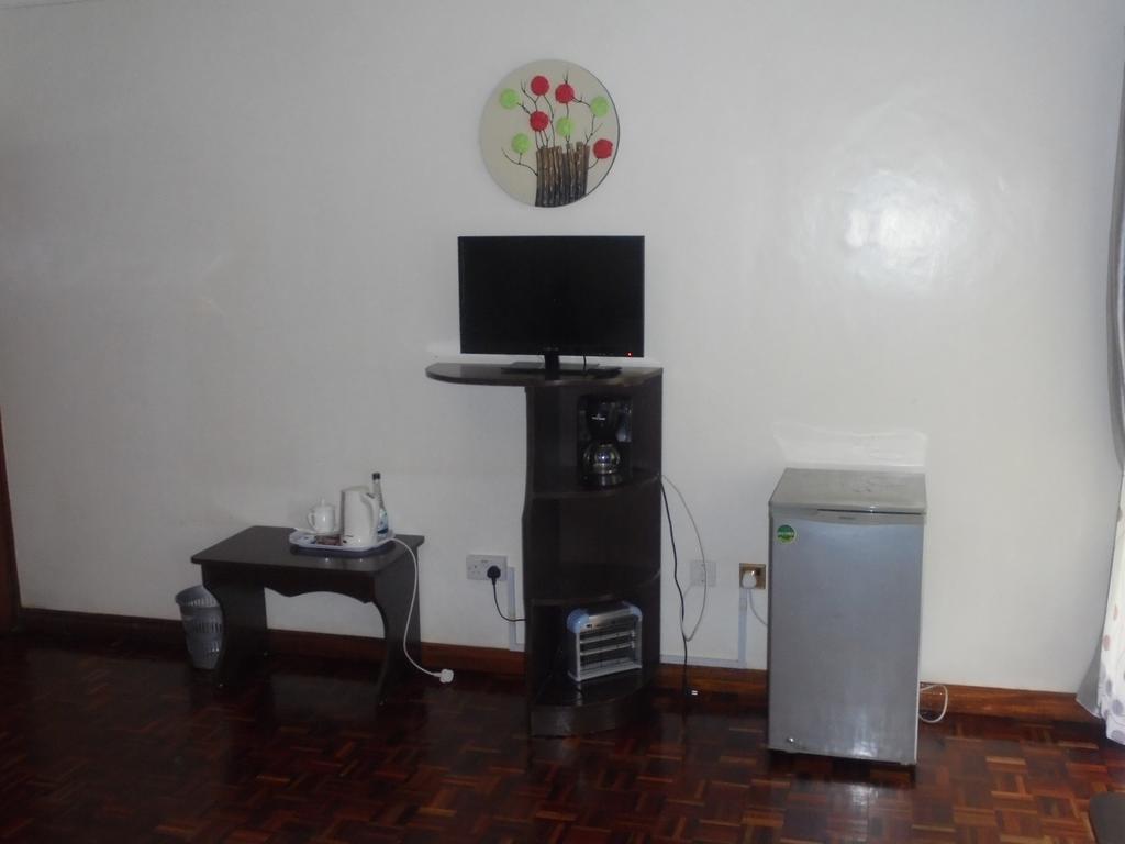 Guest house Shanema Homes *