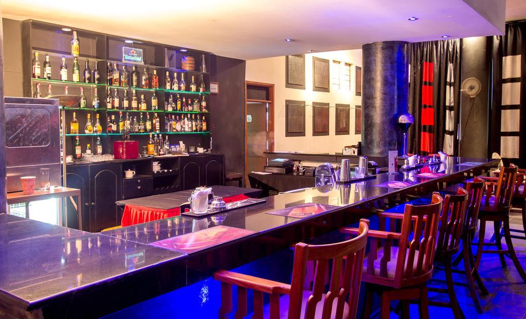 Hotel The Panari - Near Jomo Kenyatta International Airport