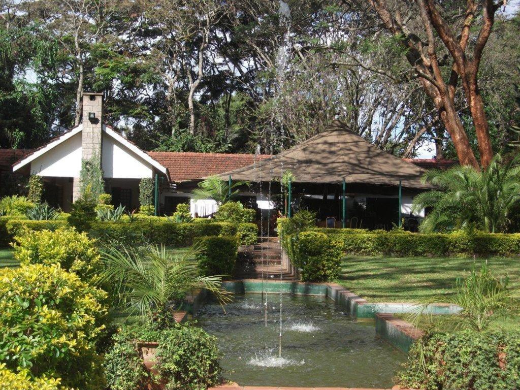 Lodge Karen Country
