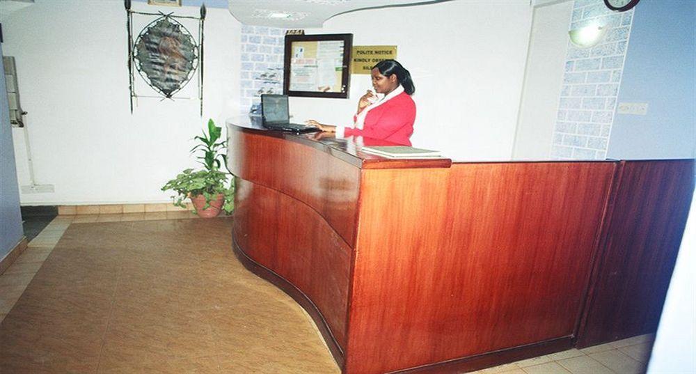 Hotel Blue Hut 2*