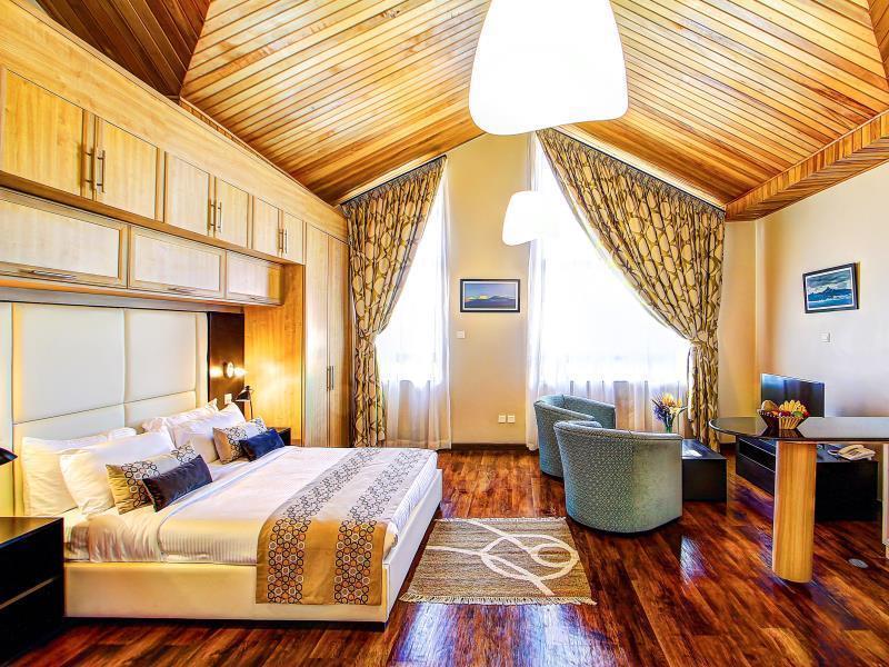Aparthotel Nelson's Court Serviced 3*