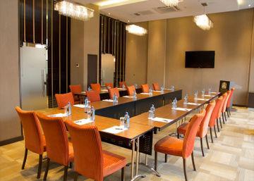 Four Points By Sheraton Hurlingham 4*