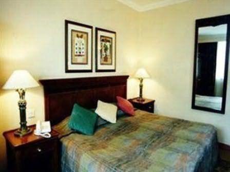 Jacaranda 3*