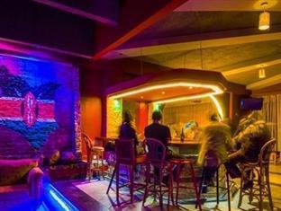 Sentrim 680 Hotel