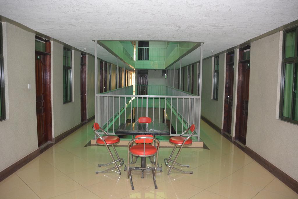 Hotel Starehe Link 3*