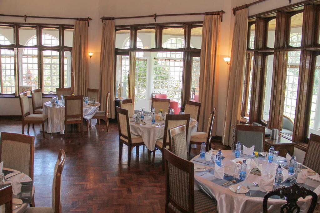 Lavington Hill House