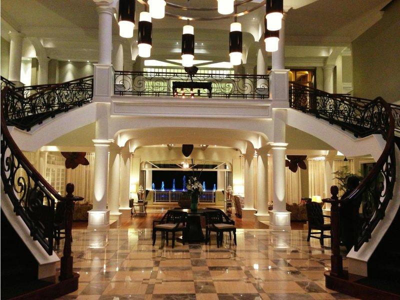 Hotel Hemingways