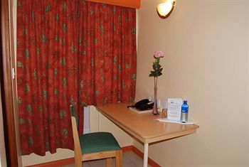 Mvuli House 3*