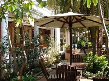 Sirona Getaway Hotel 3*
