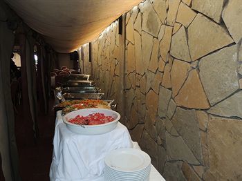 Upperhill Hotel