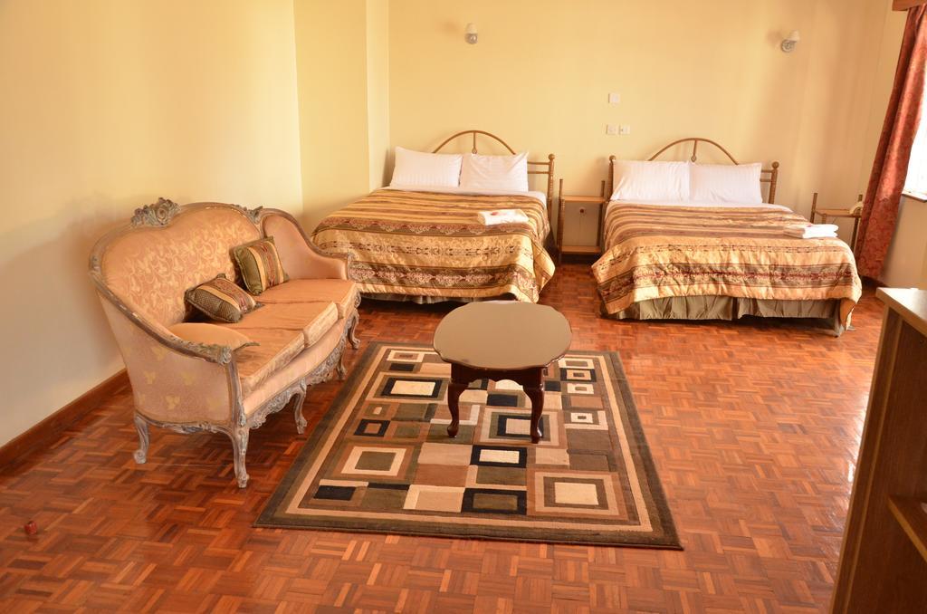 Dolfran Guest House Guest house 3*