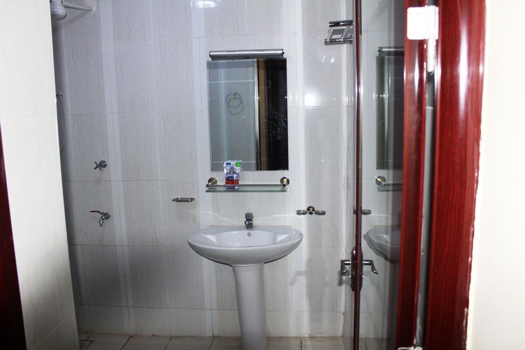 Vanga Court Apartment