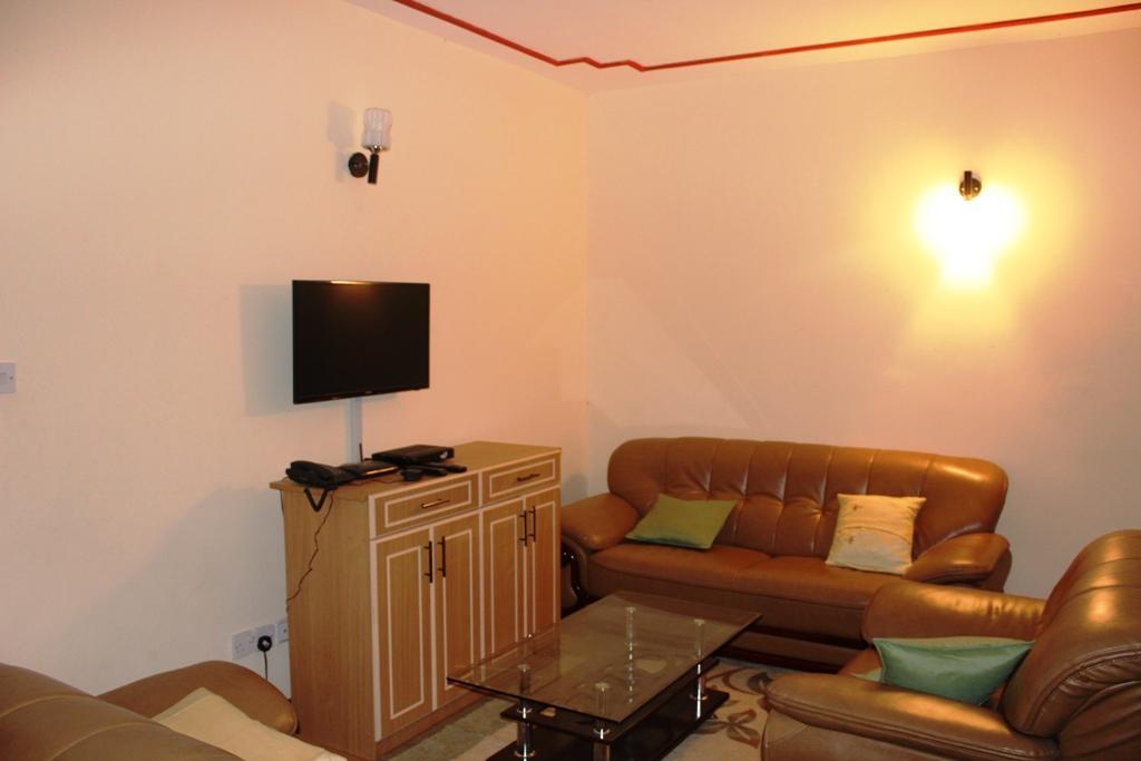 Vanga Court