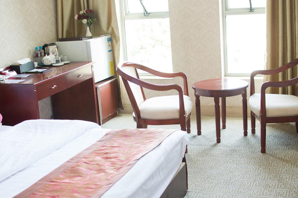 Hotel Nanchang 4*