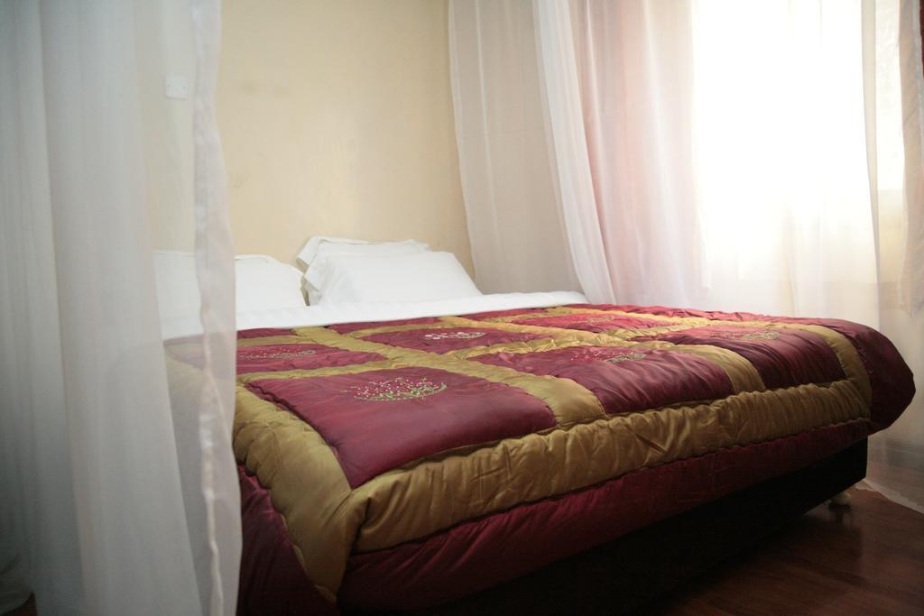 The Headquarters 3*