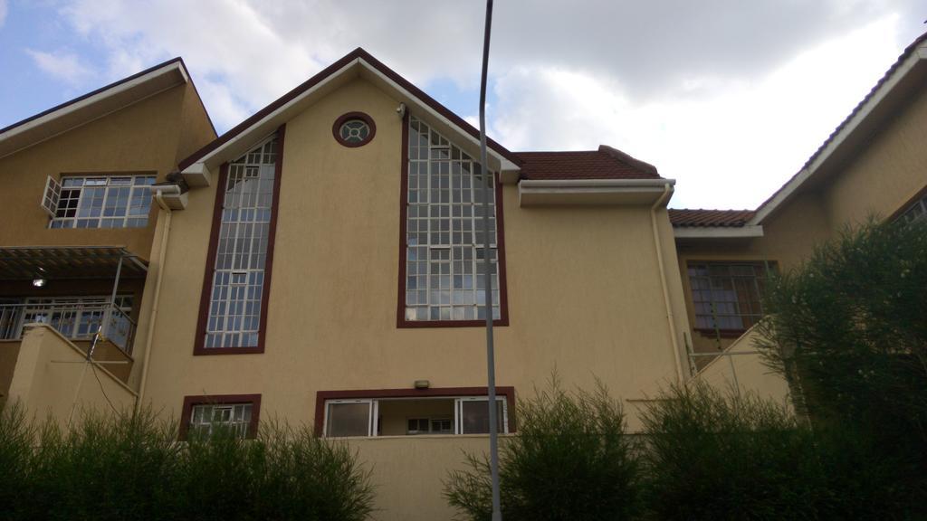 Homestay Nairobi Mansionette Home-Stay *
