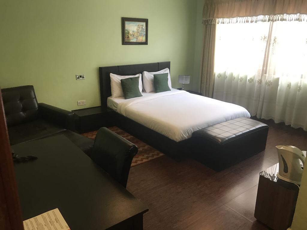 Hotel Progressive Park