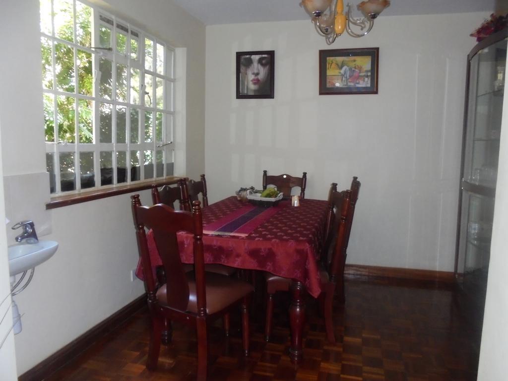 Kilele Homestay Kileleshwa Hospedagem domiciliar *