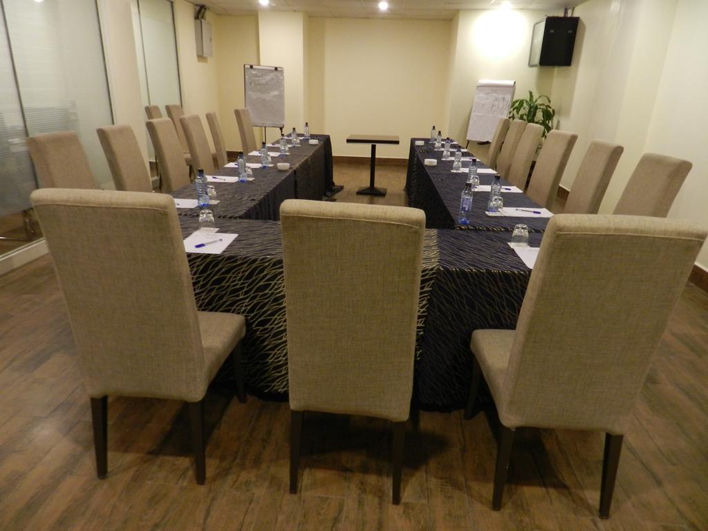 Prideinn Azure Westlands Hotel 4*