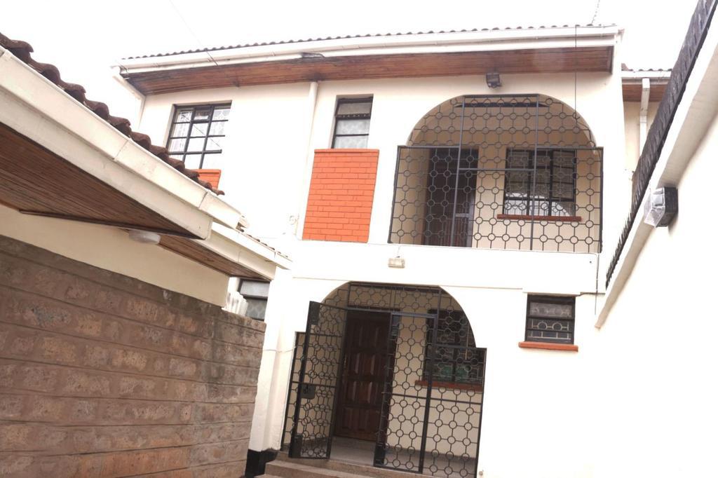 Guest house Nemadek 2*