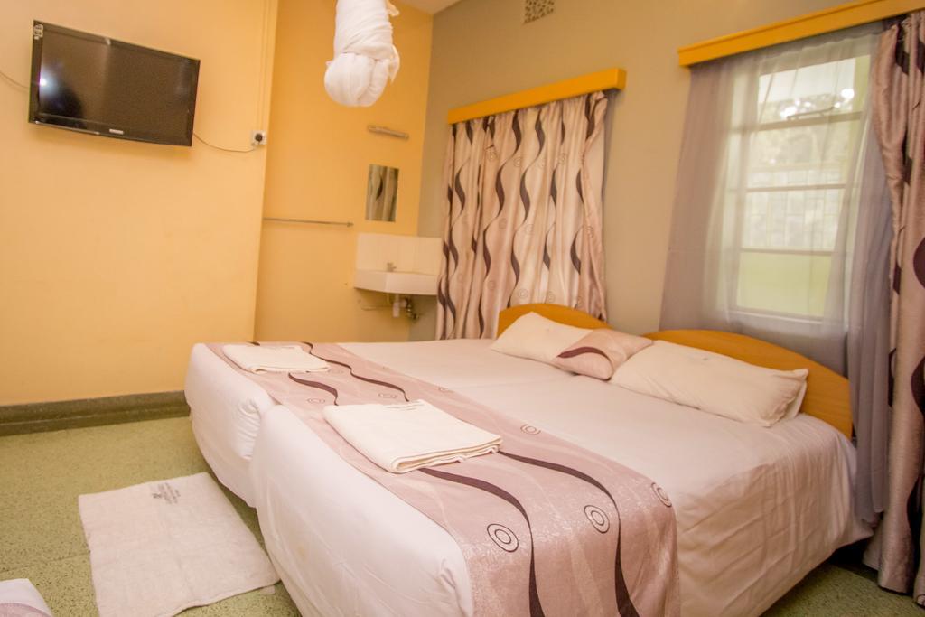 Hotel Sagret Equatorial