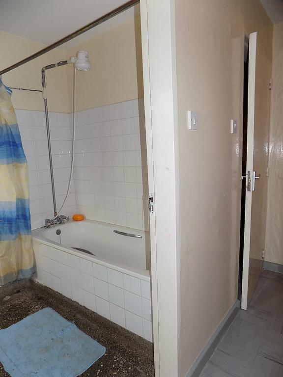116-47 Fanaka South Crescent House * Nairobi