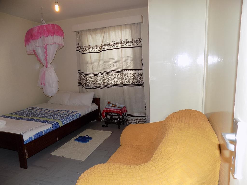 116-47 Fanaka South Crescent House * Nairobi