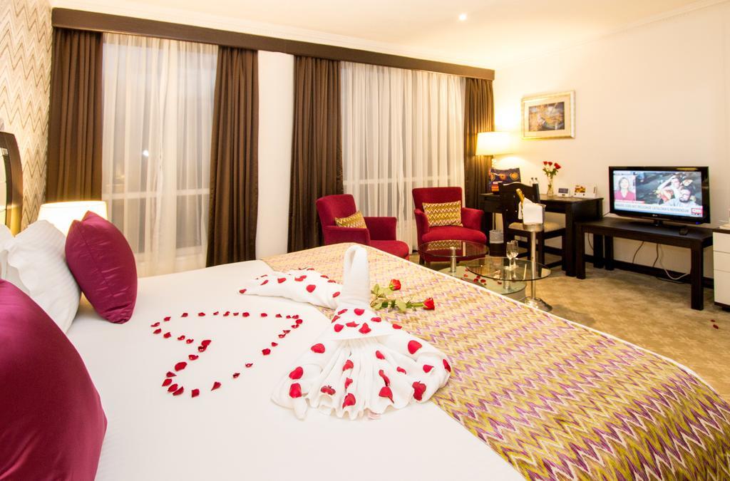 Hotel The Panari - Near Jomo Kenyatta International Airport