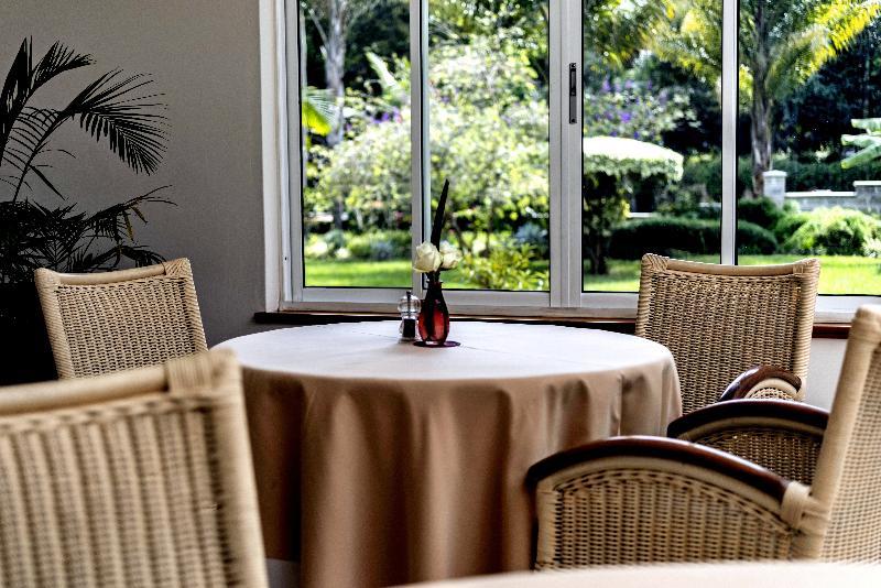 Hotel House Of Waine 4*
