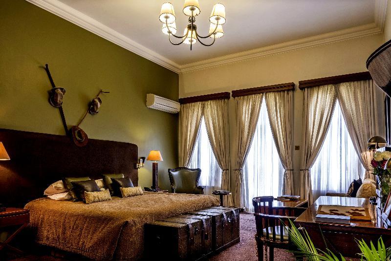 House Of Waine Hotel